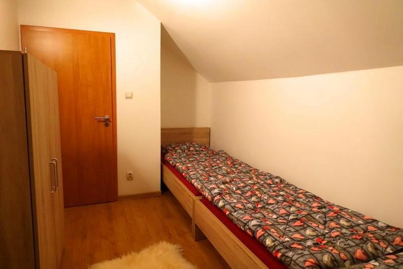 Chata Pri Jaskyni Bystrá Buitenkant foto